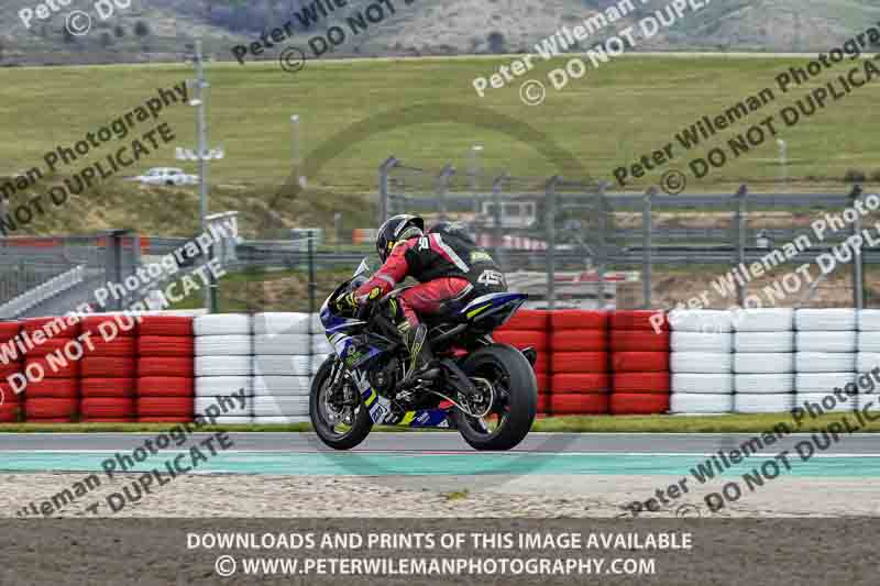 cadwell no limits trackday;cadwell park;cadwell park photographs;cadwell trackday photographs;enduro digital images;event digital images;eventdigitalimages;navarra;no limits trackdays;peter wileman photography;racing digital images;trackday digital images;trackday photos